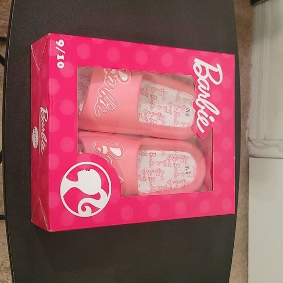 BRAND NEW BARBIE MATTEL BRIGHT PINK   LOGO WOMENS  FLIP FLOP SLIDE SANDAL - Picture 11 of 12